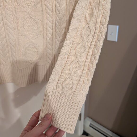 L.L. Bean Womens Double L Cable Knit Crewneck Sweater Bone Small NWOT - Picture 6 of 8